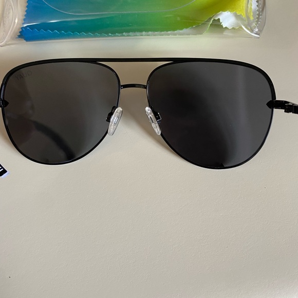 Quay High Key Mini - Picture 4 of 5